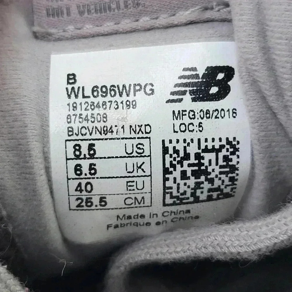 New Balance 696 Suede Comfort Athletic Tennis Shoes - 8.5 - Picture 10 of 10